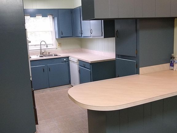 5th image of 1803 Aimwell Blvd