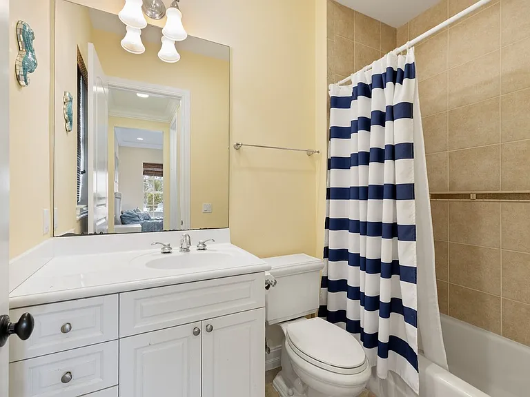 6585 Martinique Way — Photo 4