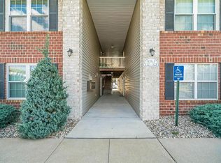 406 S Church St APT 322, Saint Peters, MO 63376
