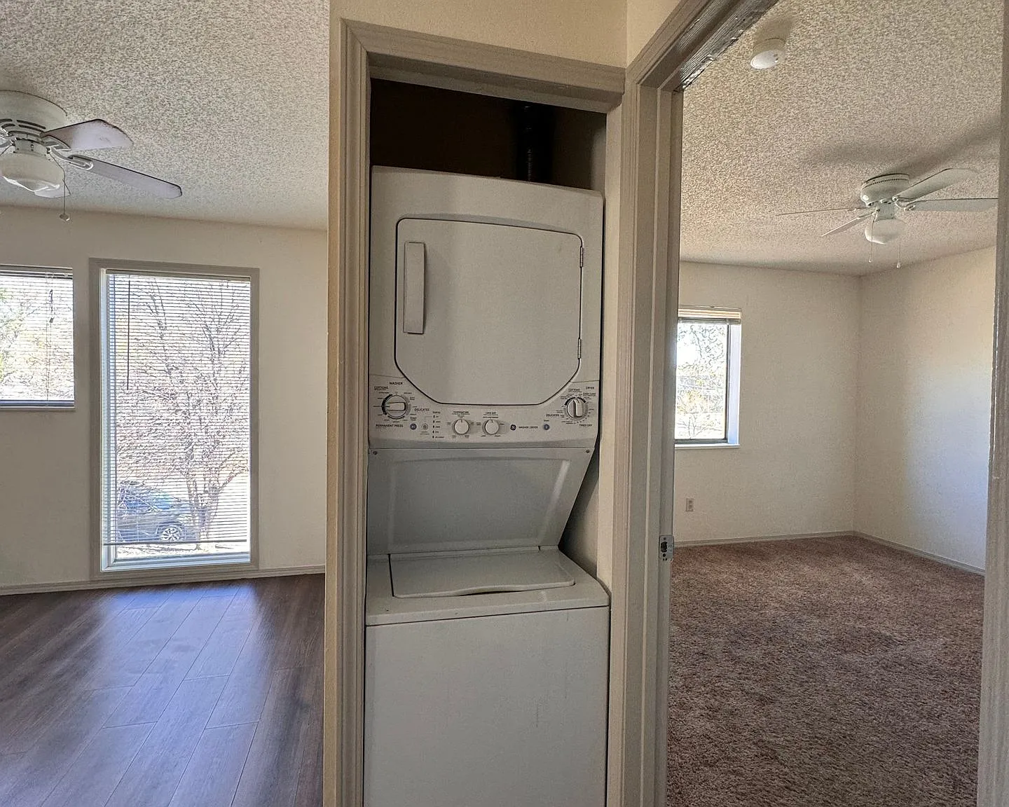 1915 Henderson Ave. — Photo 4