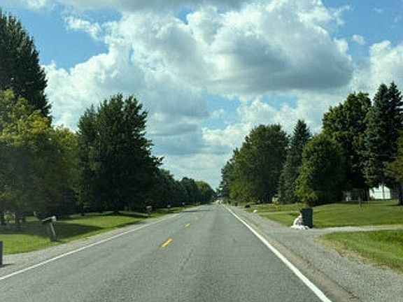 5th image of 2261 E Dodge Rd