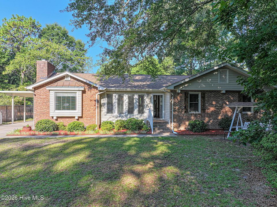 1st image of 107 Guinevere Lane
