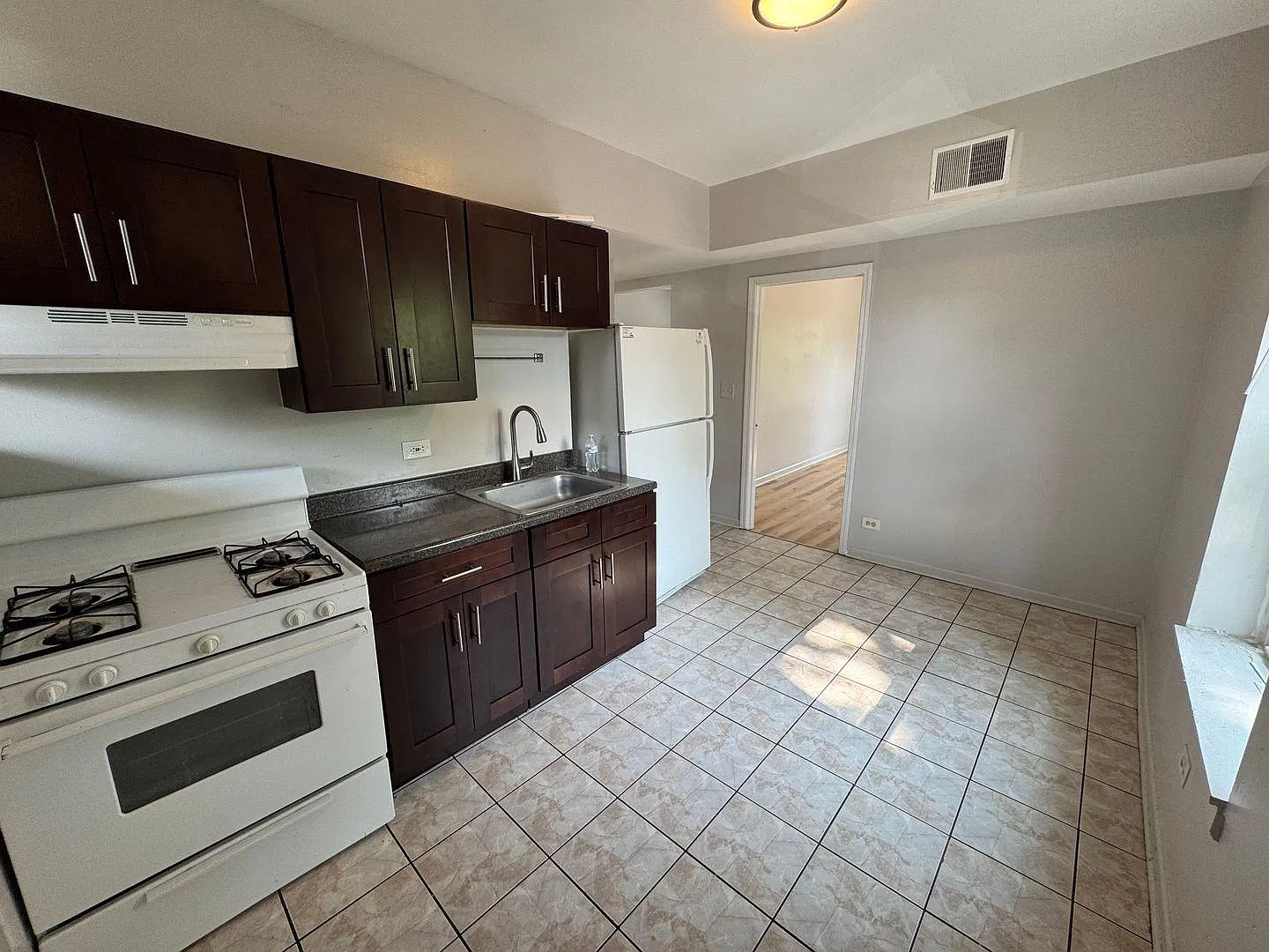 3801 West Thomas Street #1 — Photo 4