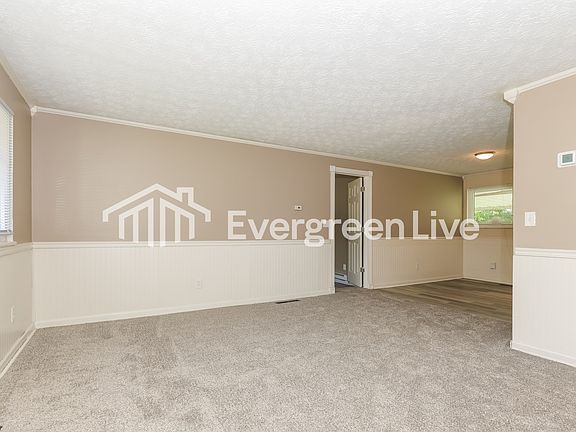 3rd image of 4230 Kitridge Rd