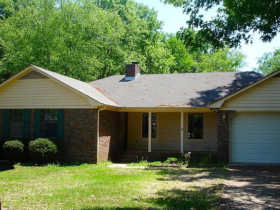 2nd image of 132 Oak Hill Dr