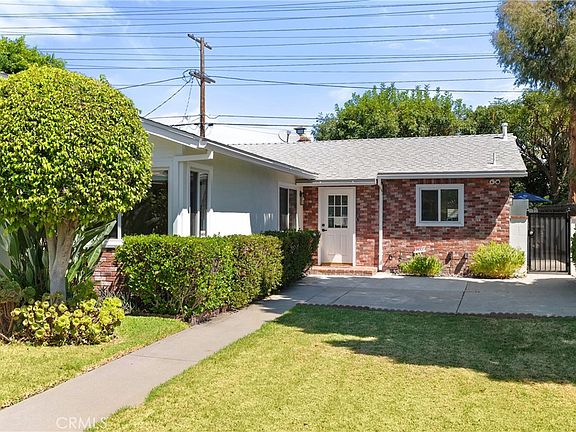 3rd image of 17201 Simonds St