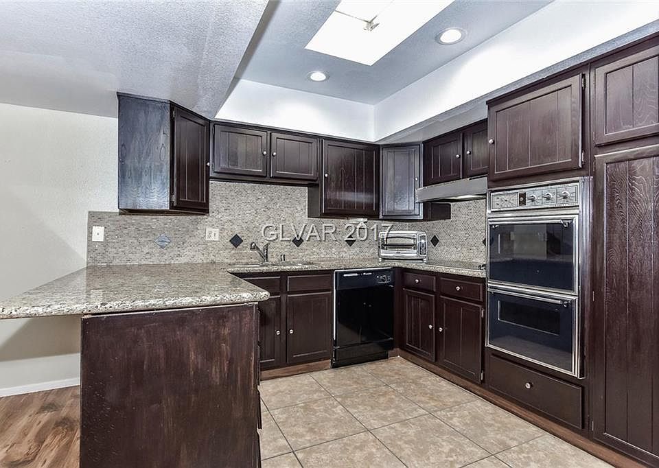 1st image of 3382 Knollwood Ct