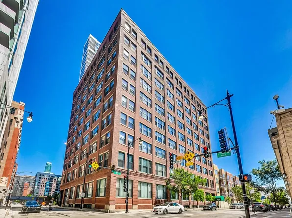 801 S Wells St APT 208, Chicago, IL 60607
