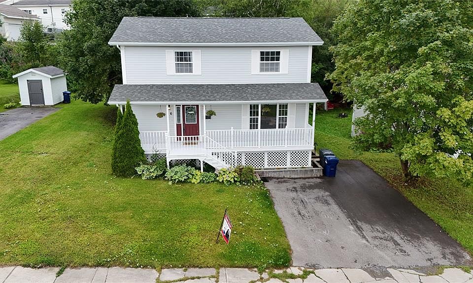 1st image of 6 Marshall Crescent