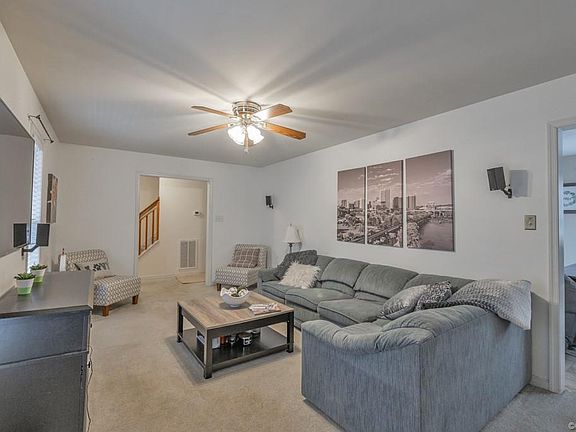 4th image of 15631 Pypers Pointe Dr