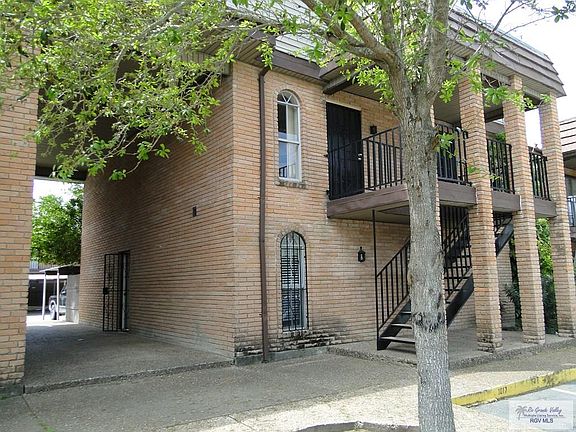 2nd image of 1900 E Elizabeth St APT 1006