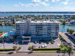 223 Island Way #3F, Clearwater, FL 33767