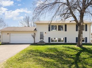 2120 Cliffview Dr, Eagan, MN 55122