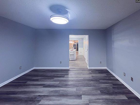 4th image of 529 Summit Terrace Ct