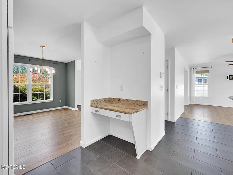 248 Compass Rd — Photo 12
