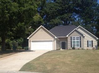 422 Vista Way, Loganville, GA