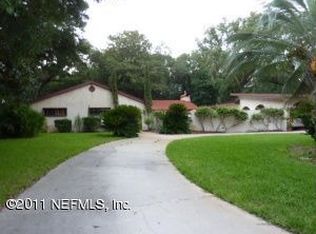 1739 Live Oak Ln, Atlantic Beach, FL 32233