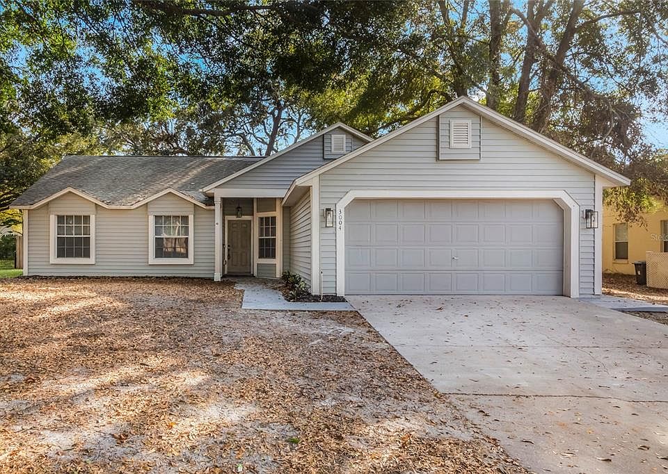1st image of 3004 E Beaumont Ln