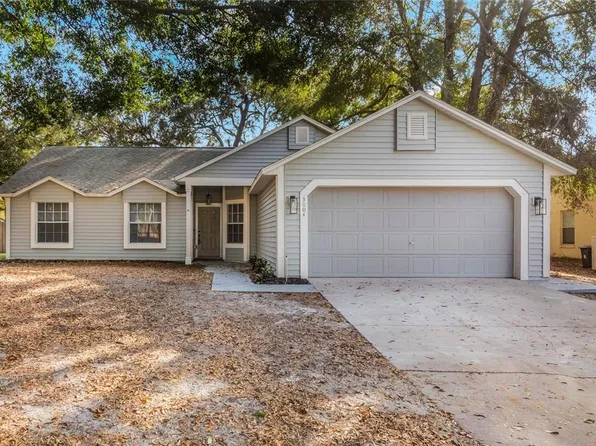 3004 E Beaumont Ln, Eustis, FL 32726