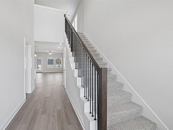 2nd image of 1722 Cayden Oak Ln