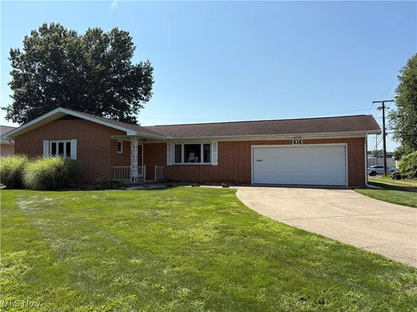 414 E Wills Ave, Dover, OH 44622