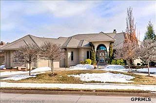 1st image of 1325 S 184th Cir