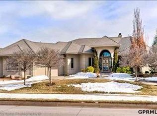 1325 S 184th Cir, Omaha, NE 68130