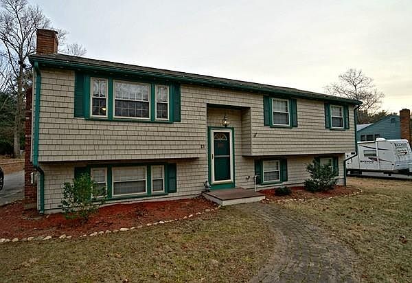 1st image of 13 Lamplighters Ln