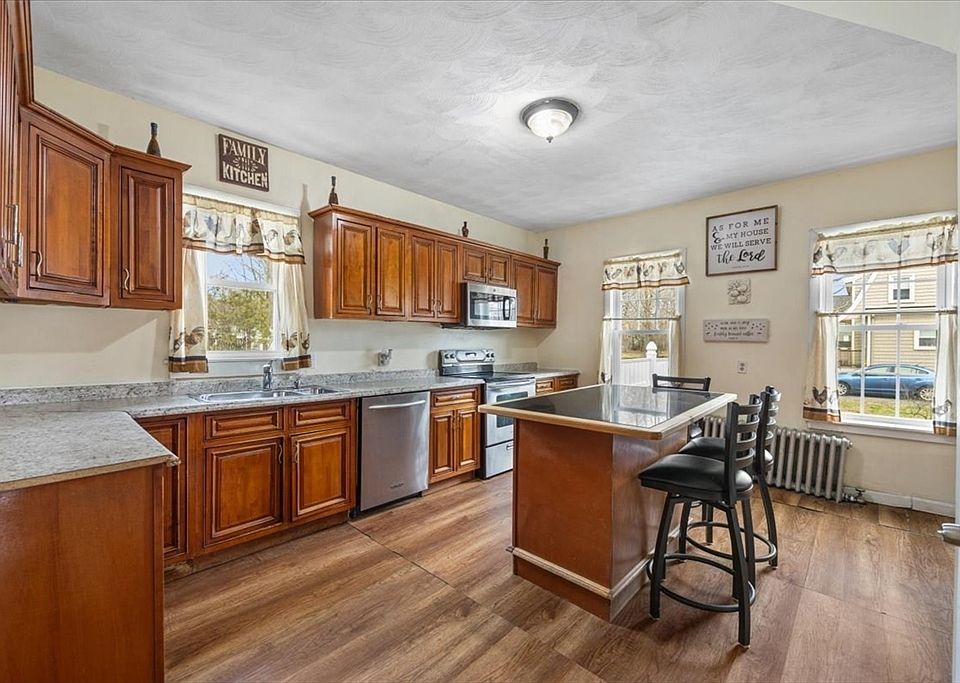 1st image of 244 Park St