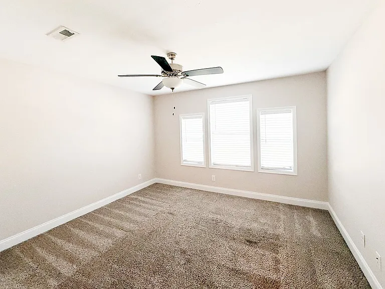 1142 Eagles View Dr — Photo 15