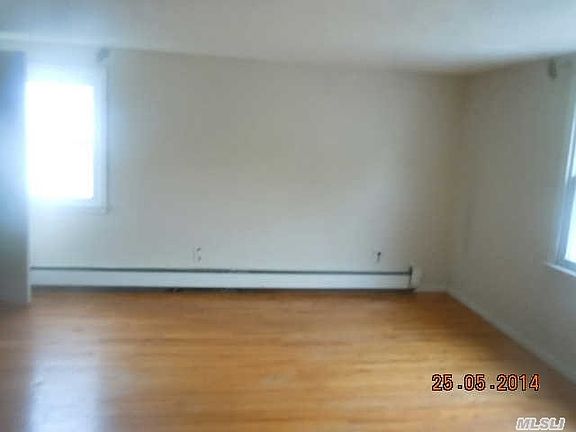 3rd image of 578 Linden St