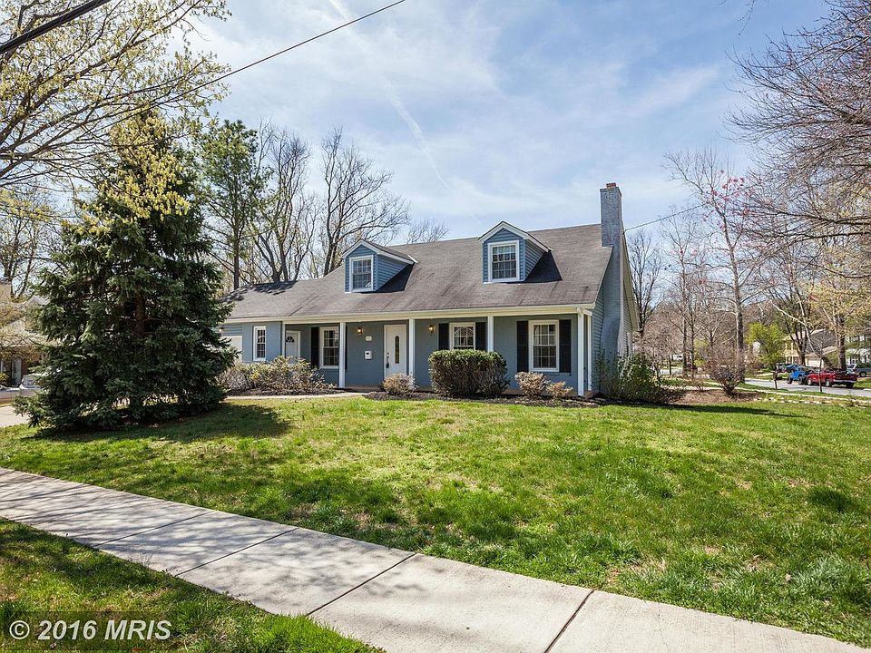 1st image of 2898 Glenora Ln