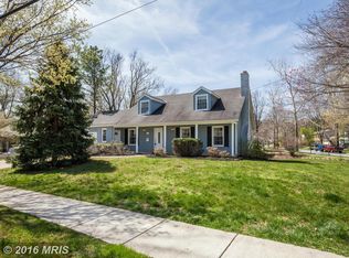 2898 Glenora Ln, Rockville, MD 20850