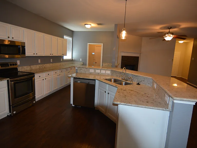 10509 Dry Valley Ct — Photo 11