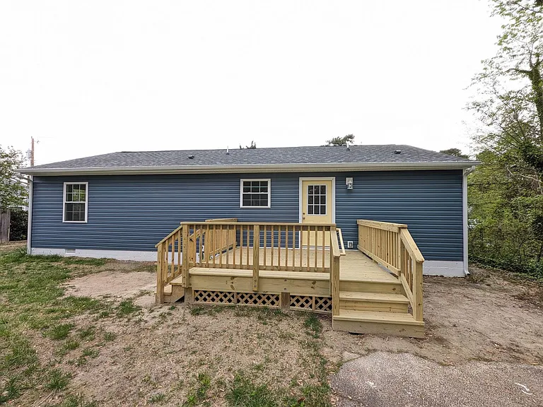 118 Nelson Dr — Photo 13