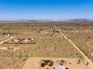 6 Balsa Ave, Yucca Valley, CA 92284