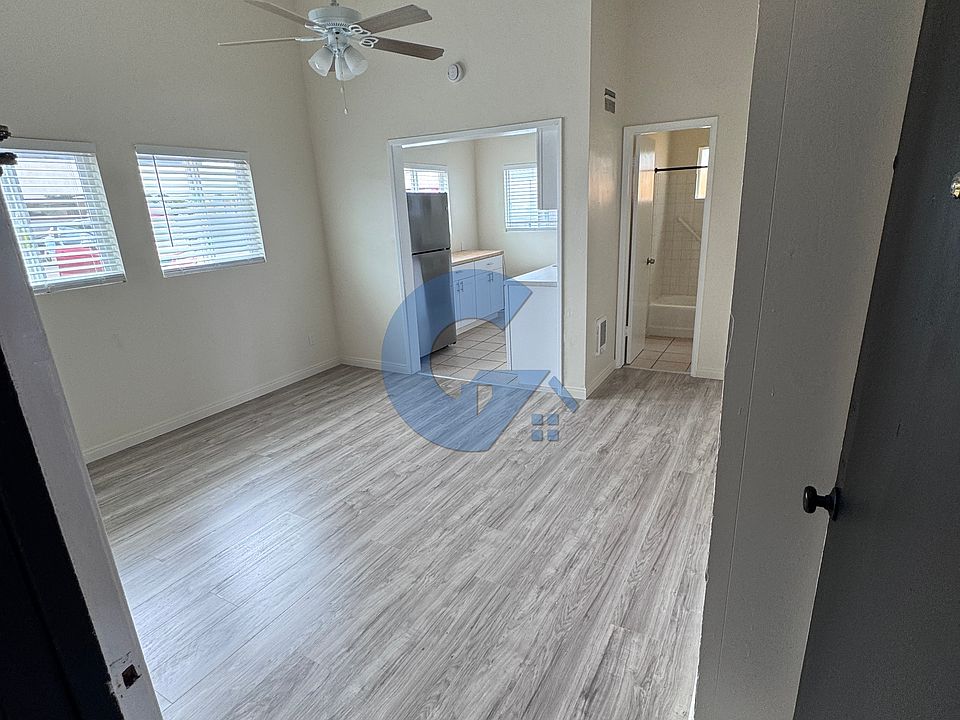1st image of 4449 Ocean Blvd #8