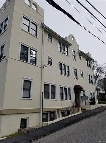 1st image of 8 Howard Ave