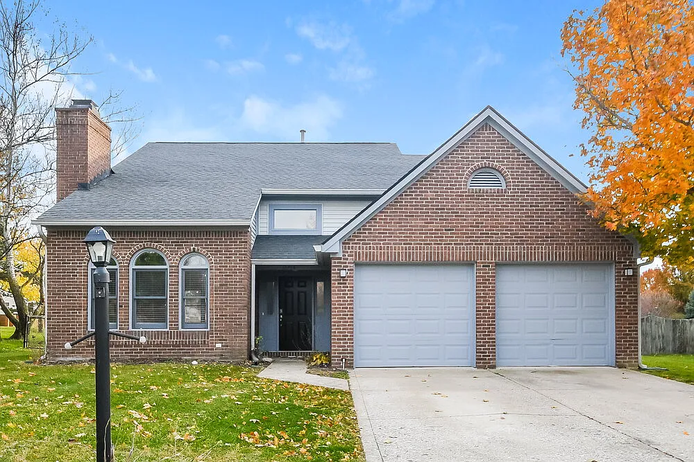 10713 Creekside Woods Dr photo 1