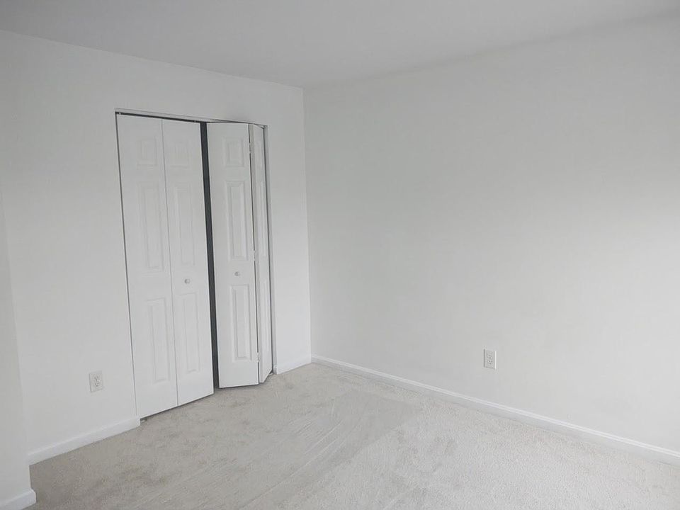 1st image of 300 Blue Water Ct Unit 203