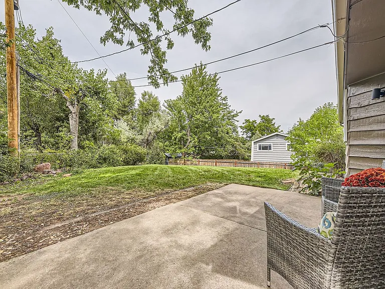 1505 Findlay Way — Photo 24