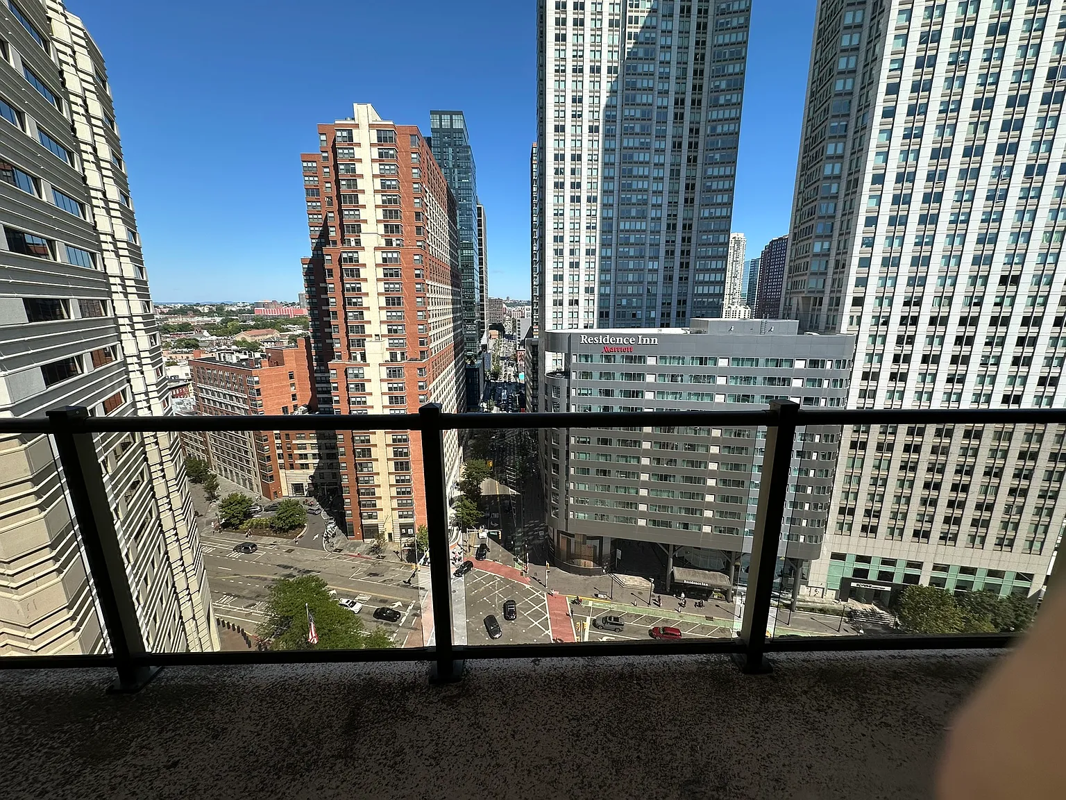 2 bed, 1150 sqft, $4,150 — Photo 2