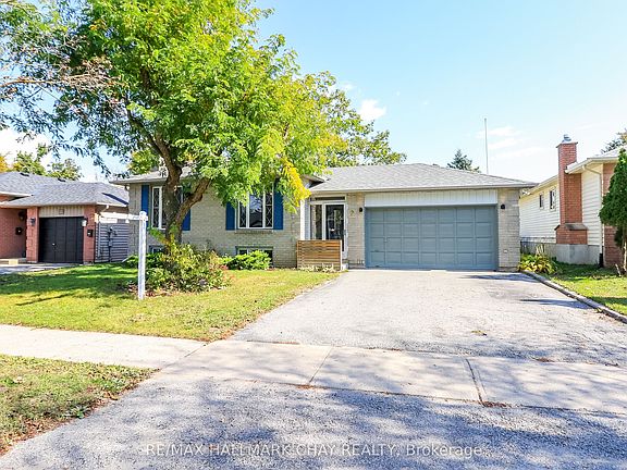 4th image of 9 Bronte Cres