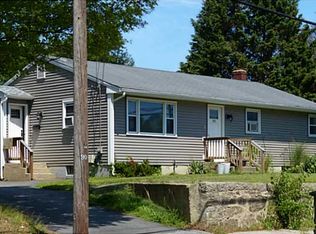 785 Washington St, Coventry, RI 02816