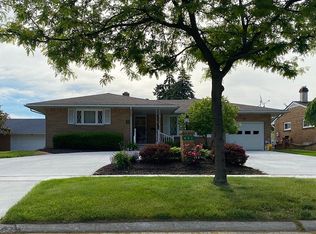 451 S Fargo St, Oregon, OH 43616