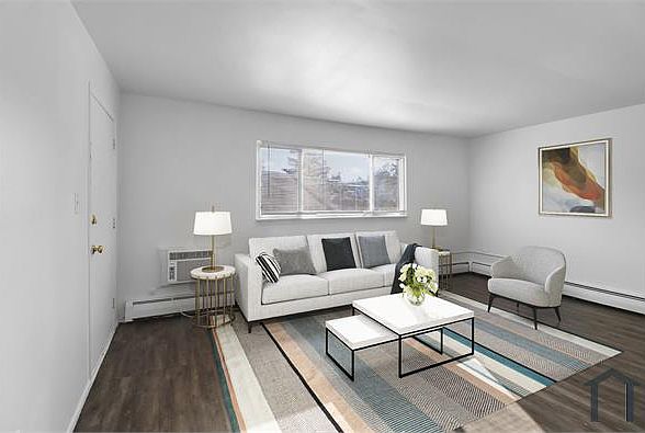 1st image of 1304 Morris Ave APT 4