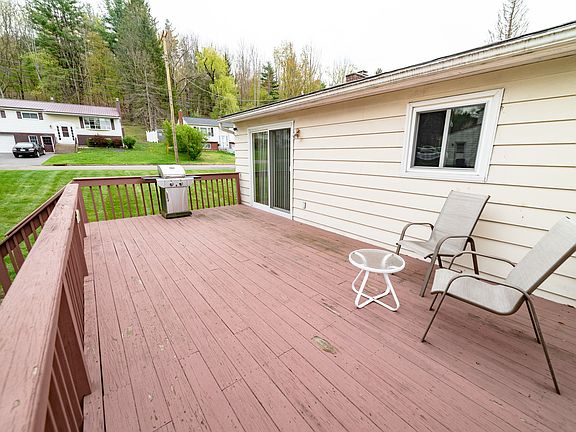 5th image of 1009 Baylor Dr
