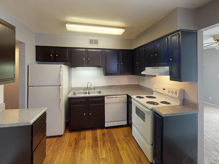 Vestavia Place — Photo 48