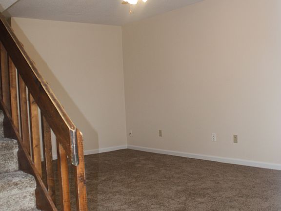 5th image of 6028 Graston Ave #6030