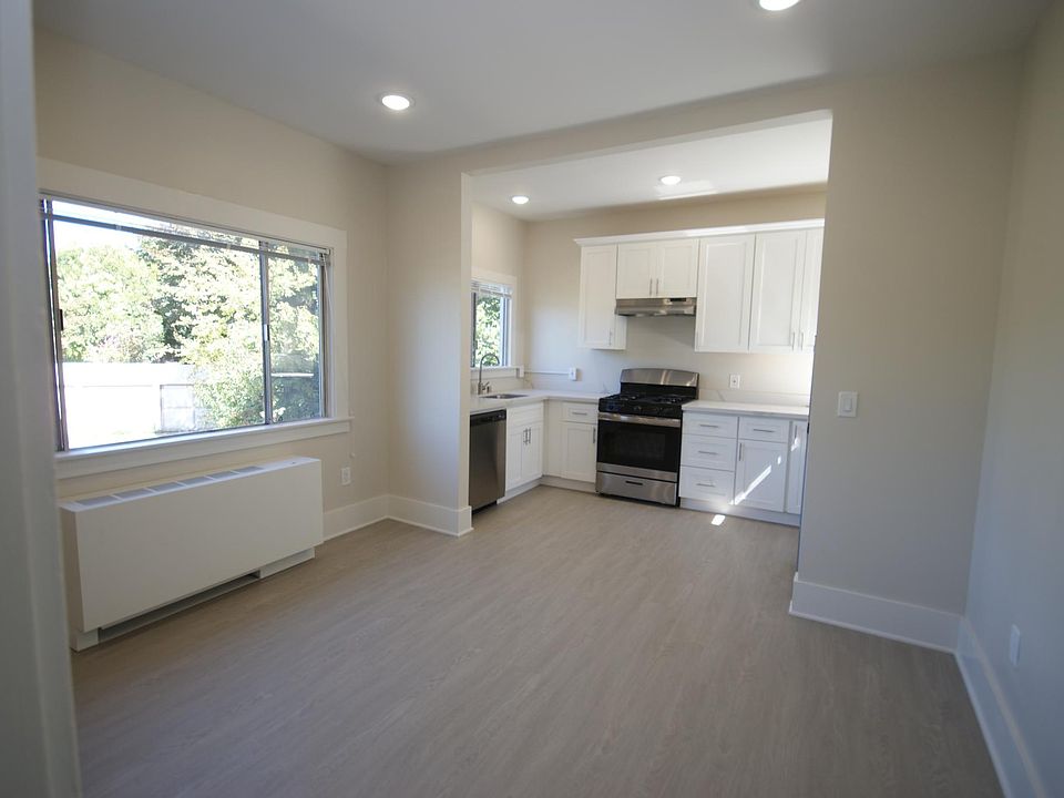Main room and kitchen